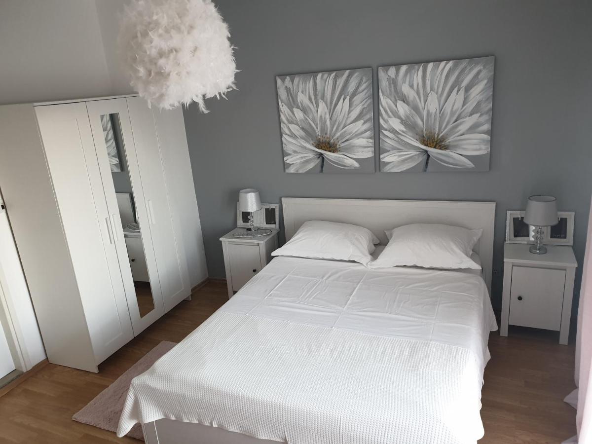 Apartments Mare Banjol Zewnętrze zdjęcie