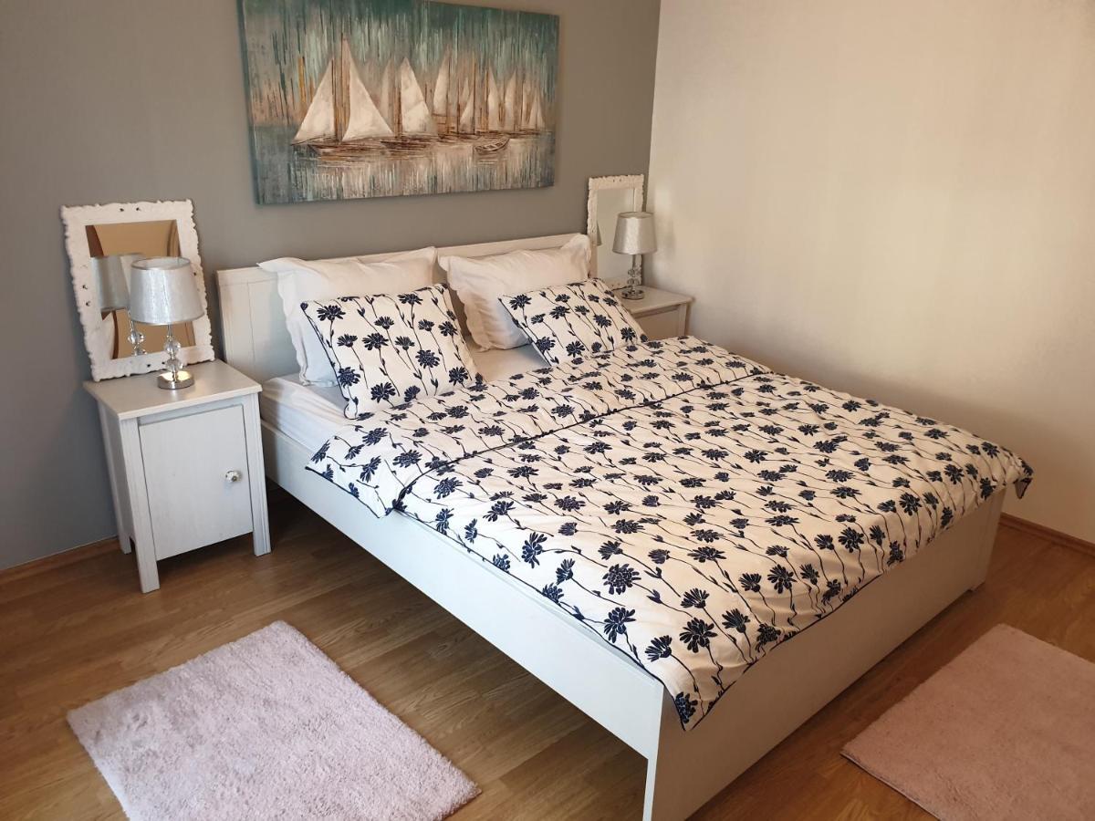 Apartments Mare Banjol Zewnętrze zdjęcie