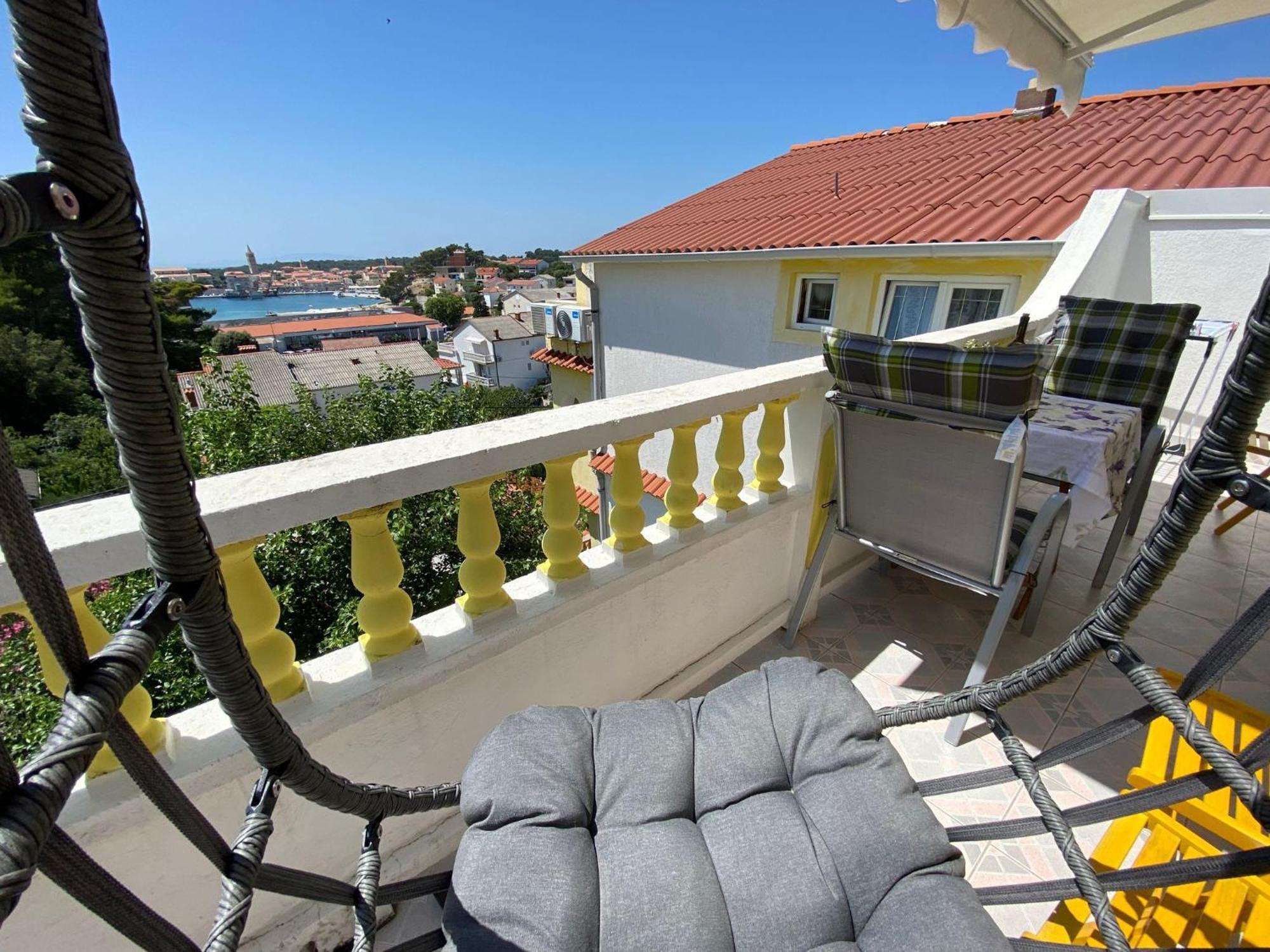 Apartments Mare Banjol Zewnętrze zdjęcie